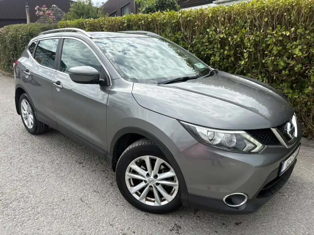 Grey Nissan Qashqai, front three-quarter view, at RS Motors, Clonakilty
