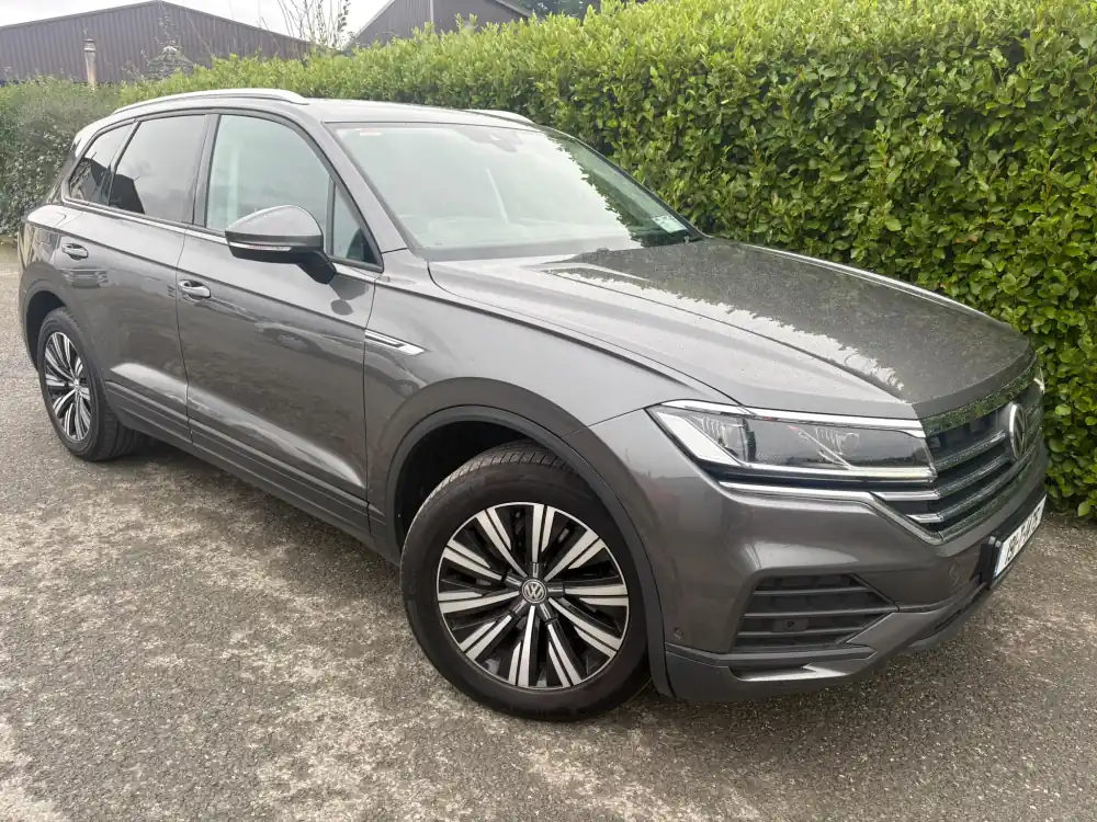 Grey Volkswagen Touareg, front three-quarter view, at RS Motors, Clonakilty